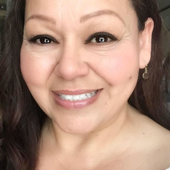 Meet your Posher, Anna - Picture 1 of 1